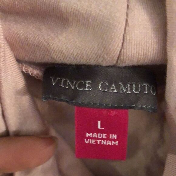 Vince Camuto blush sleeveless turtleneck Rayon spandex top. Size L Tunic - Picture 2 of 5